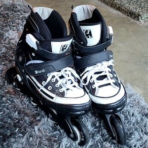 Small skates for kids or women